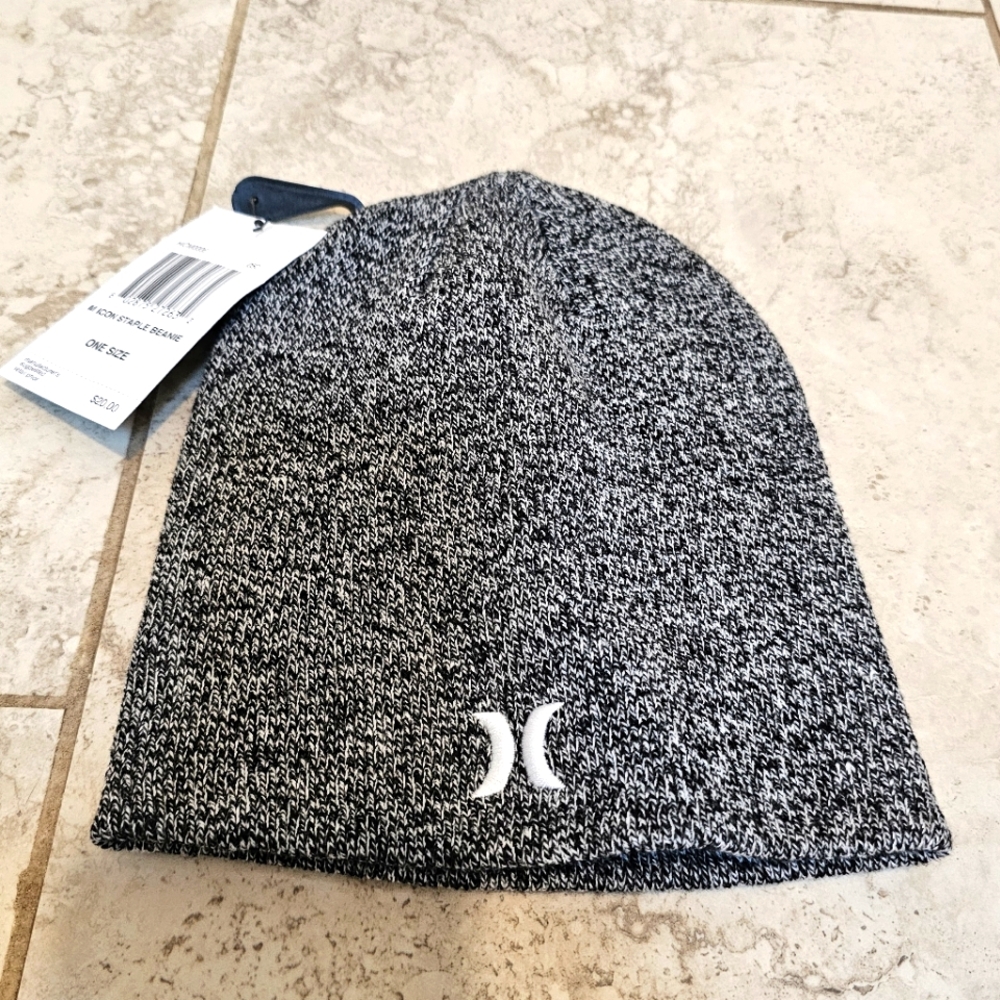 Hurley Icon Staple Beanie